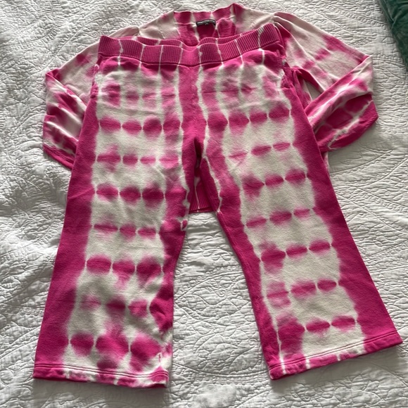 Generation Love - large/XL - Matching Sweater and Pants Pink Tie Dye - Picture 6 of 8